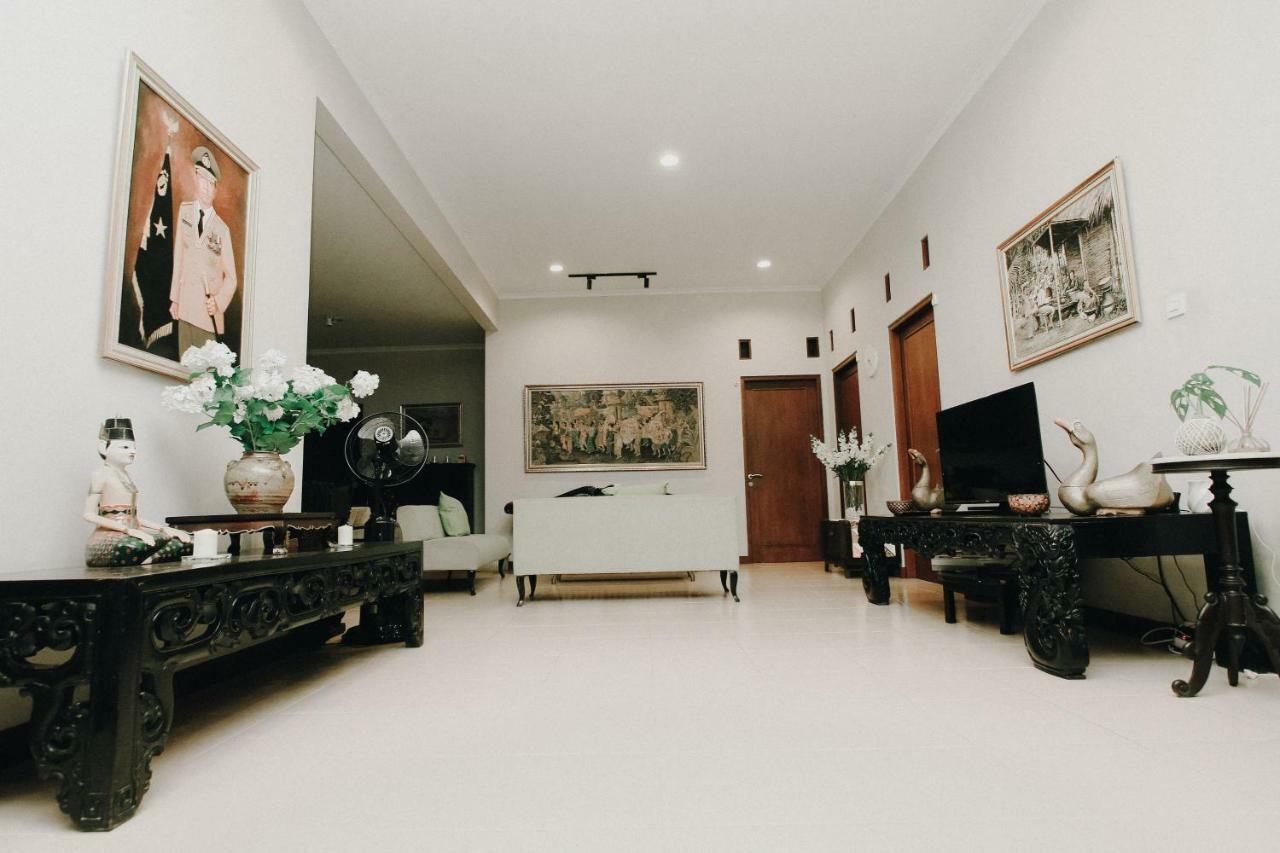 Hotel House Of Moedjito Yogyakarta Esterno foto